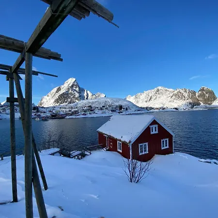 Reinebringen Panorama Holiday home *