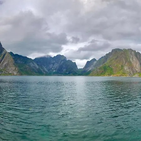 Reinebringen Panorama * Reine